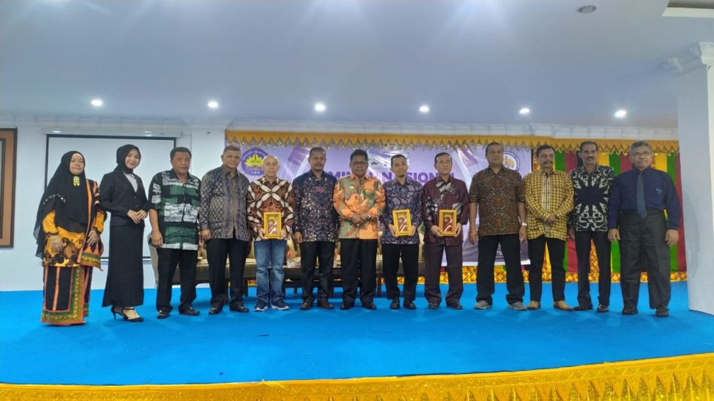 Walikota Banda Aceh Buka Acara Seminar Nasional 